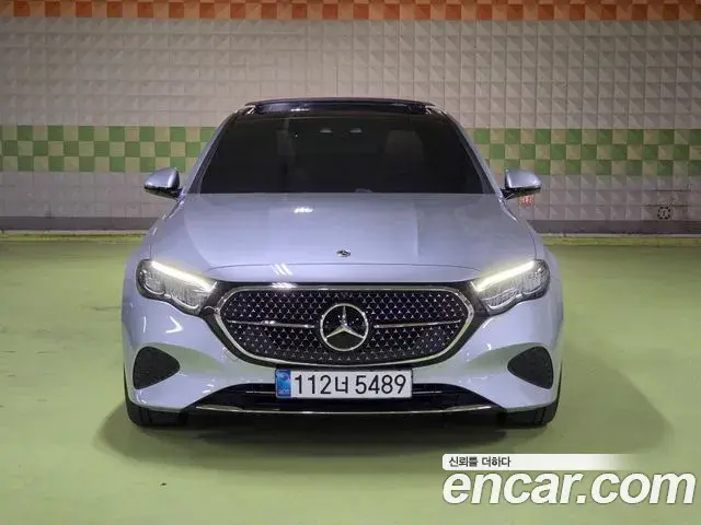 Mercedes-Benz E-Class 2025 — Фото 3/20