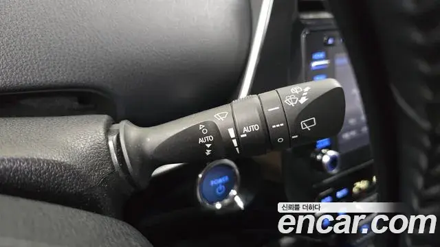 Toyota Prius 2020 — Фото 20/20