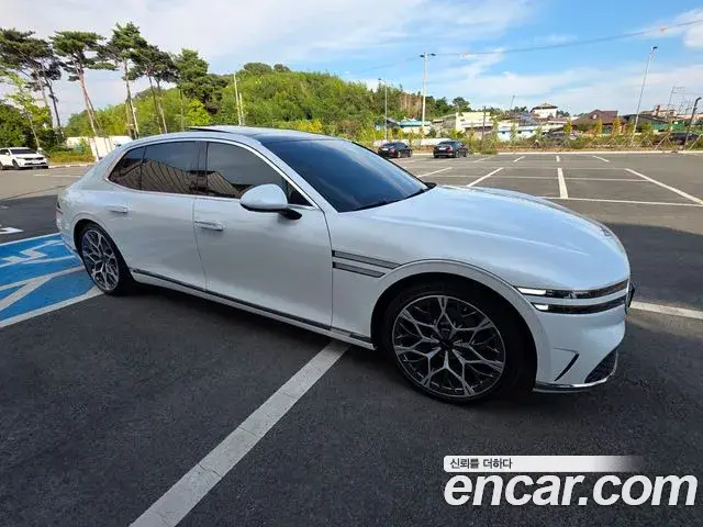 Genesis G90 2023 — Şəkil 14/20