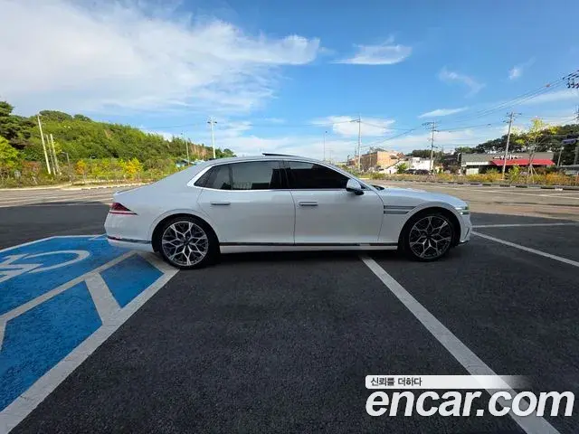 Genesis G90 2023 — Şəkil 15/20