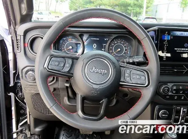 Jeep Wrangler 2024 — Фото 6/19