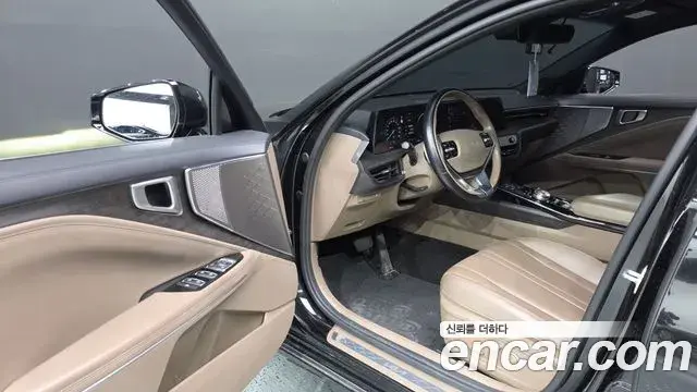 Kia K8 2021 — Photo 9/20