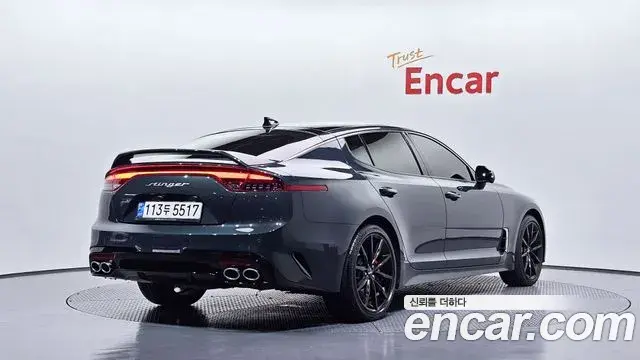 Kia Stinger 2022 — Şəkil 2/20