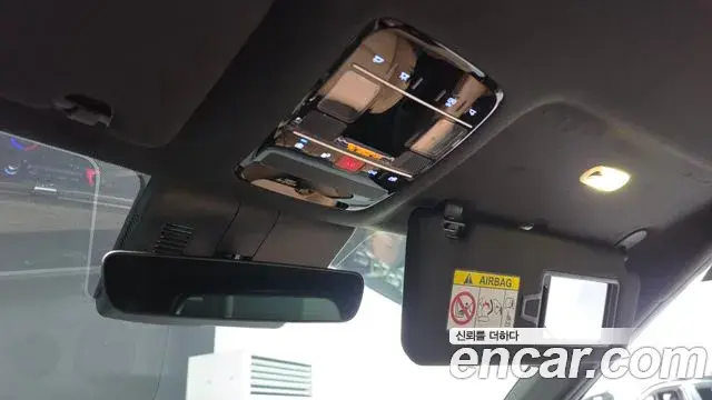 Hyundai Santa Fe 2023 — Photo 19/20