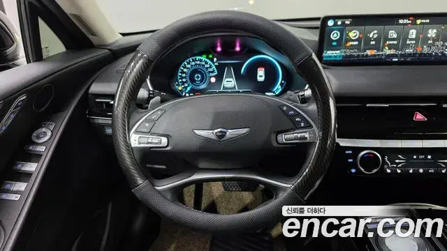 Genesis Electrified G80 2022 — Photo 12/20
