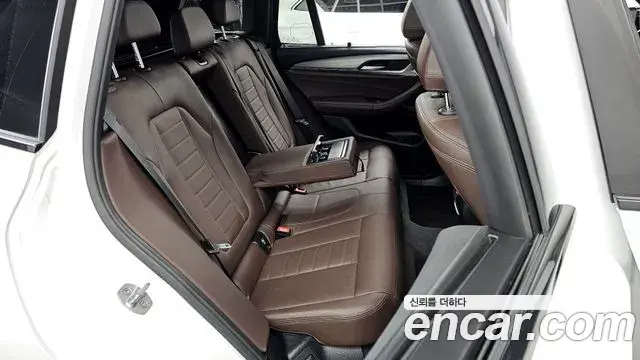 BMW X3 2021 — Şəkil 12/20