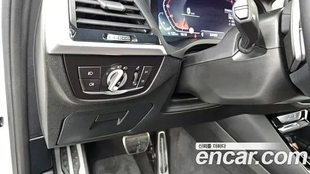 BMW X3 2021 — Şəkil 16/20
