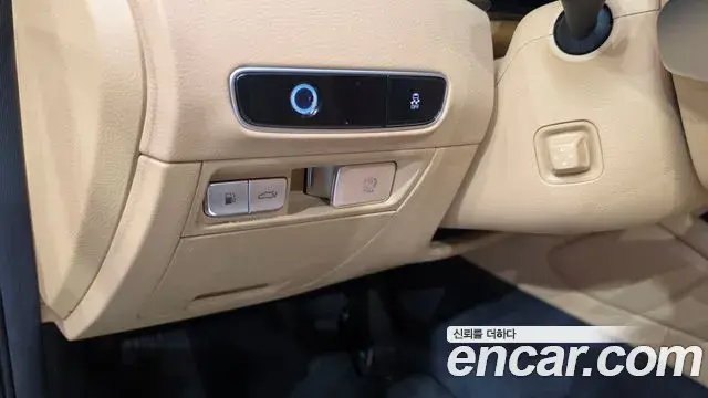 Kia The K9 2021 — Photo 20/20