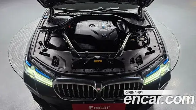 BMW 5 Series 2021 — Şəkil 6/20