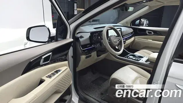 Kia Carnival 2024 — Photo 10/20