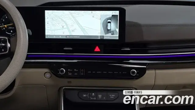 Kia Carnival 2024 — Photo 14/20