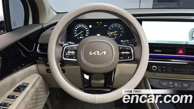 Kia Carnival 2024 — Photo 15/20