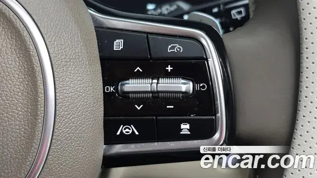 Kia Carnival 2024 — Photo 19/20