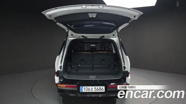 Hyundai Santa Fe 2024 — Photo 18/20
