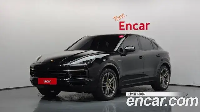 Porsche Cayenne, 2023