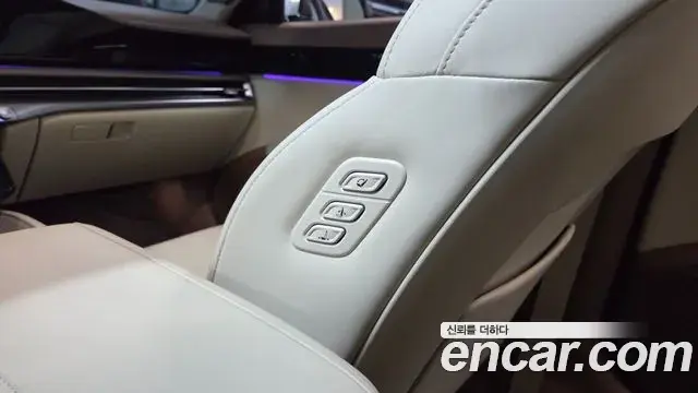 Hyundai Grandeur 2023 — Фото 16/20