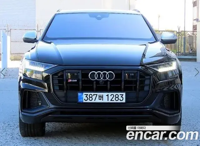 Audi Q7 2020 — Фото 2/2