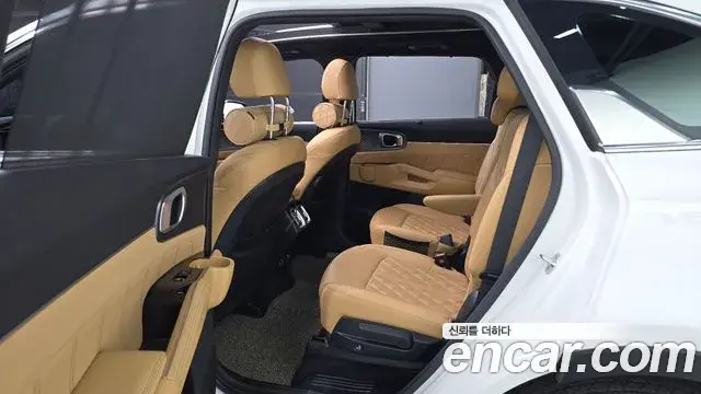 Kia Sorento 2021 — Photo 11/20