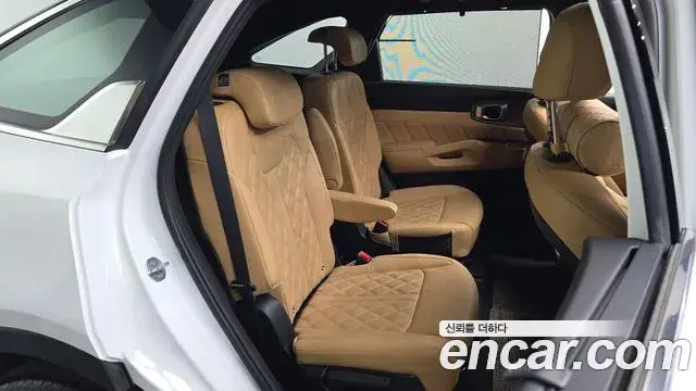 Kia Sorento 2021 — Photo 12/20