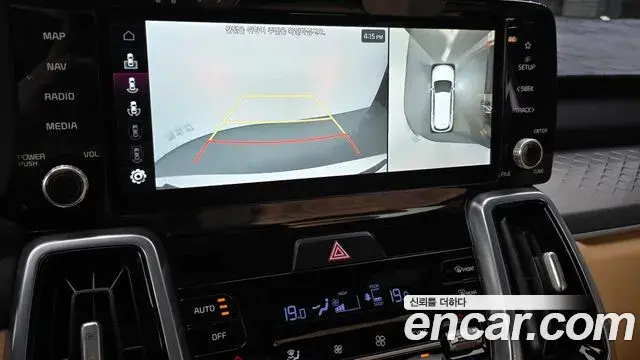 Kia Sorento 2021 — Photo 15/20