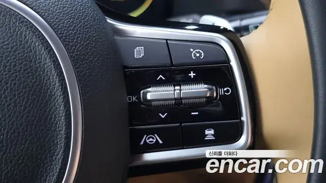 Kia Sorento 2021 — Photo 17/20