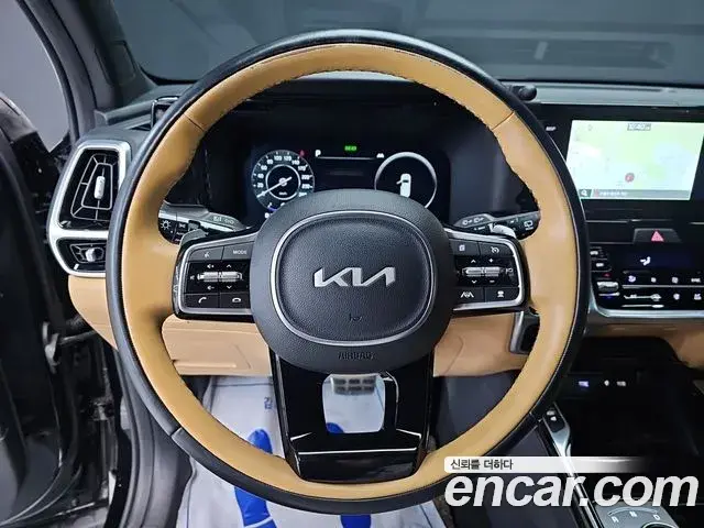 Kia Sorento 2023 — Photo 11/20