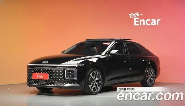 Hyundai Grandeur 2023 — Photo 1/20