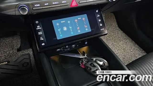Hyundai Grandeur 2023 — Şəkil 18/20