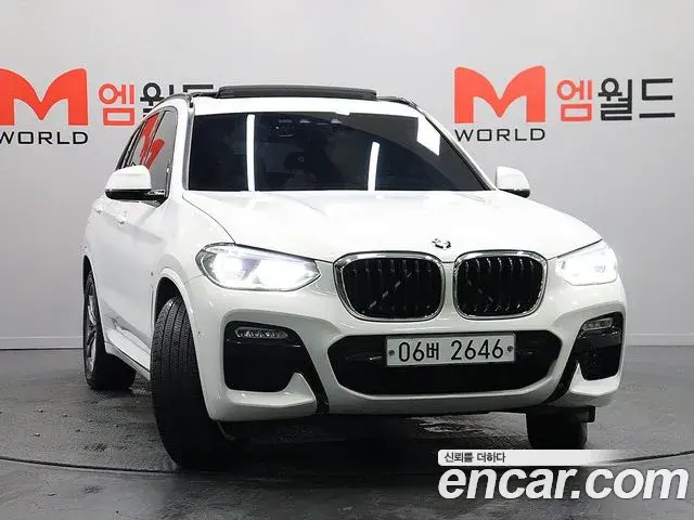 BMW X3 2019 — Фото 1/20