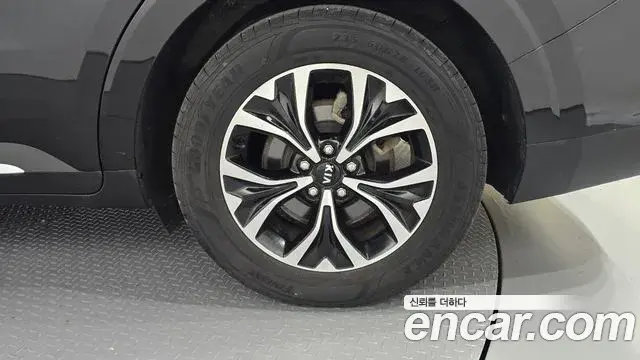 Kia Carnival 2020 — Photo 5/20