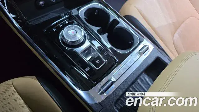 Kia Carnival 2020 — Photo 9/20