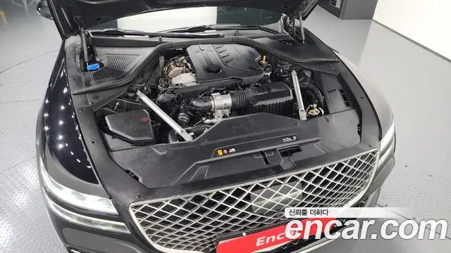 Genesis Electrified G80 2020 — Photo 6/20