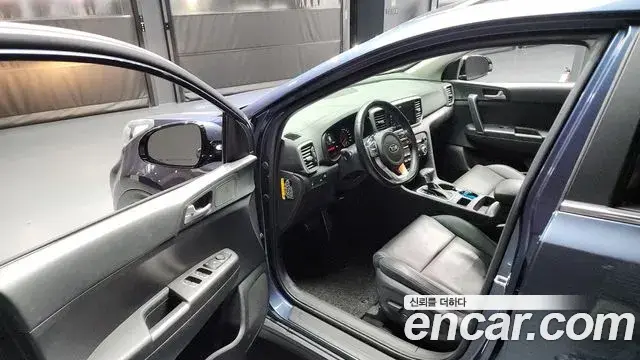 Kia Sportage The Bold 2020 — Photo 16/20