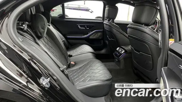 Mercedes-Benz S-Class 2024 — Фото 12/20