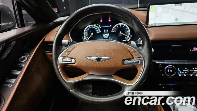 Genesis Electrified G80 2020 — Photo 13/20