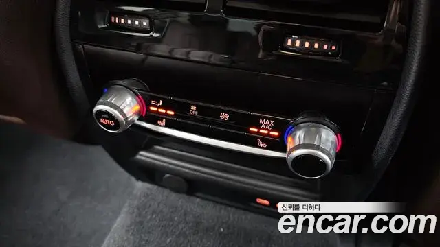 BMW 5 Series 2023 — Фото 19/20