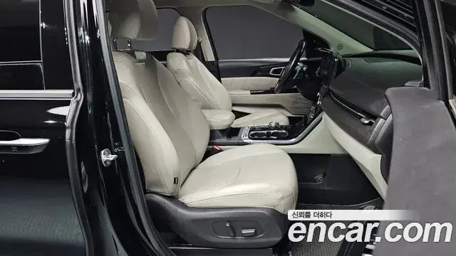 Kia Carnival 2020 — Şəkil 10/20