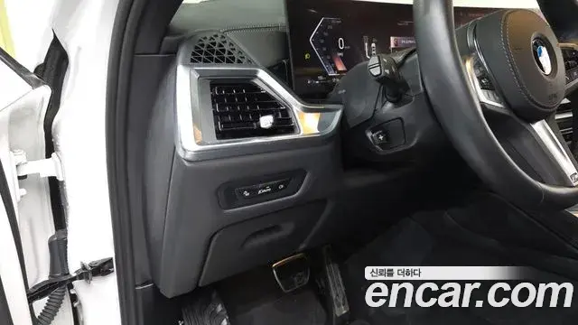 BMW X6 2025 — Photo 13/20