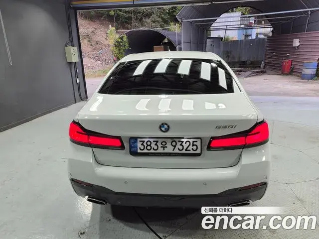 BMW 5 Series 2022 — Photo 6/20
