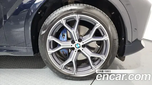BMW X6 2022 — Photo 5/20