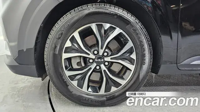 Kia Carnival 2022 — Photo 4/20