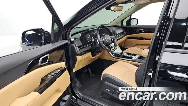 Kia Carnival 2023 — Şəkil 10/20