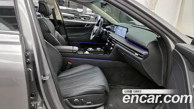 Genesis Electrified G80 2024 — Photo 11/20
