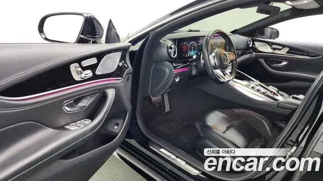 Mercedes-Benz AMG GT 2020 — Photo 10/20