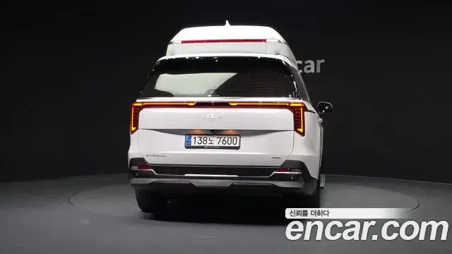 Kia Carnival 2024 — Photo 3/19