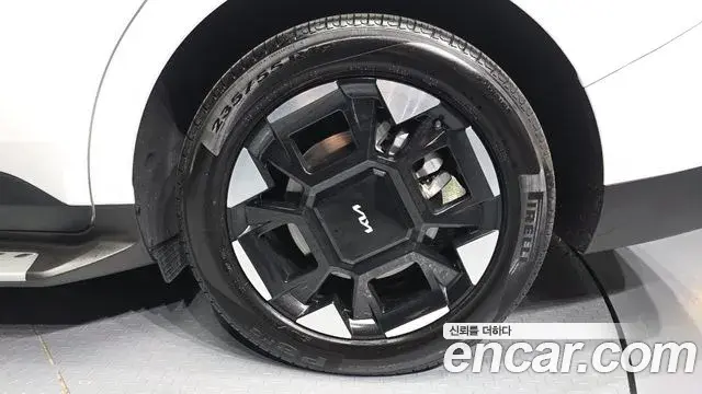 Kia Carnival 2024 — Photo 4/19