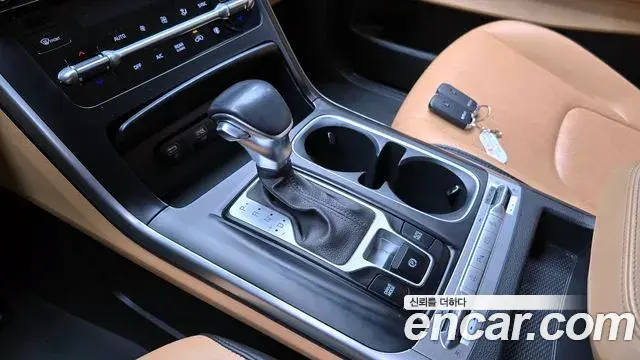 Kia Carnival 2022 — Фото 9/20