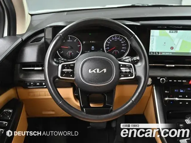 Kia Carnival 2022 — Photo 13/20