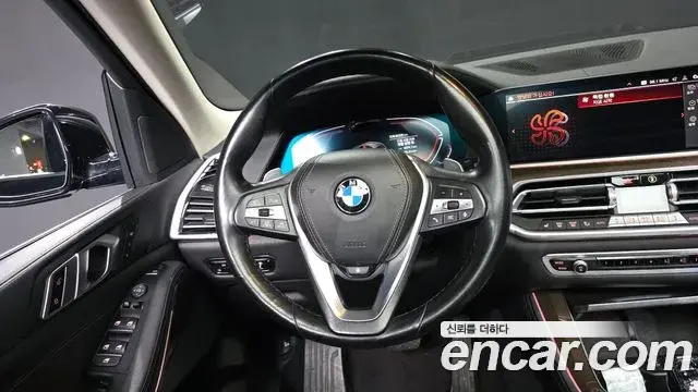 BMW X5 2021 — Photo 13/20