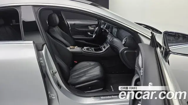 Mercedes-Benz CLS-Class 2020 — Фото 12/20